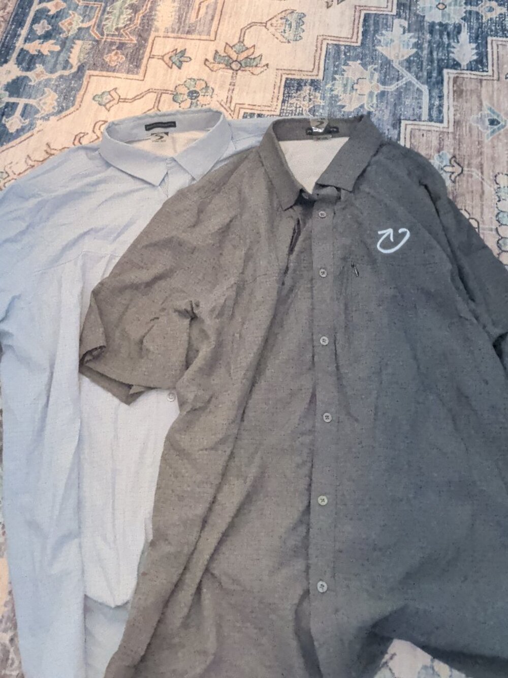 Lot of 2 Storm Creek Men's 2XL Eco-Woven Short Sleeve Performance Shirts blu/gry